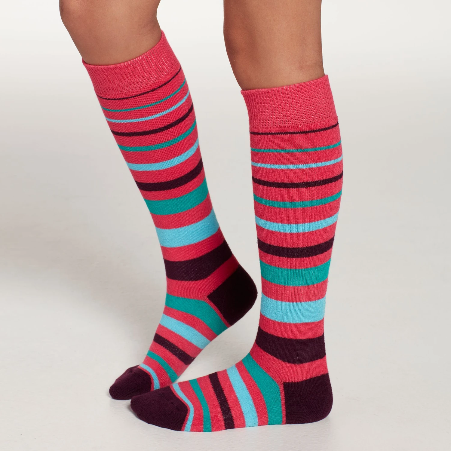 Alpine Design Girls' Snow Sport Over-the-Calf Socks - 2 Pack For Girls' Snowflake Fairisle 7 Alpine Design Girls' Snow Sport Over-the-Calf Socks - 2 Pack For Girls' Snowflake Fairisle - Image 6